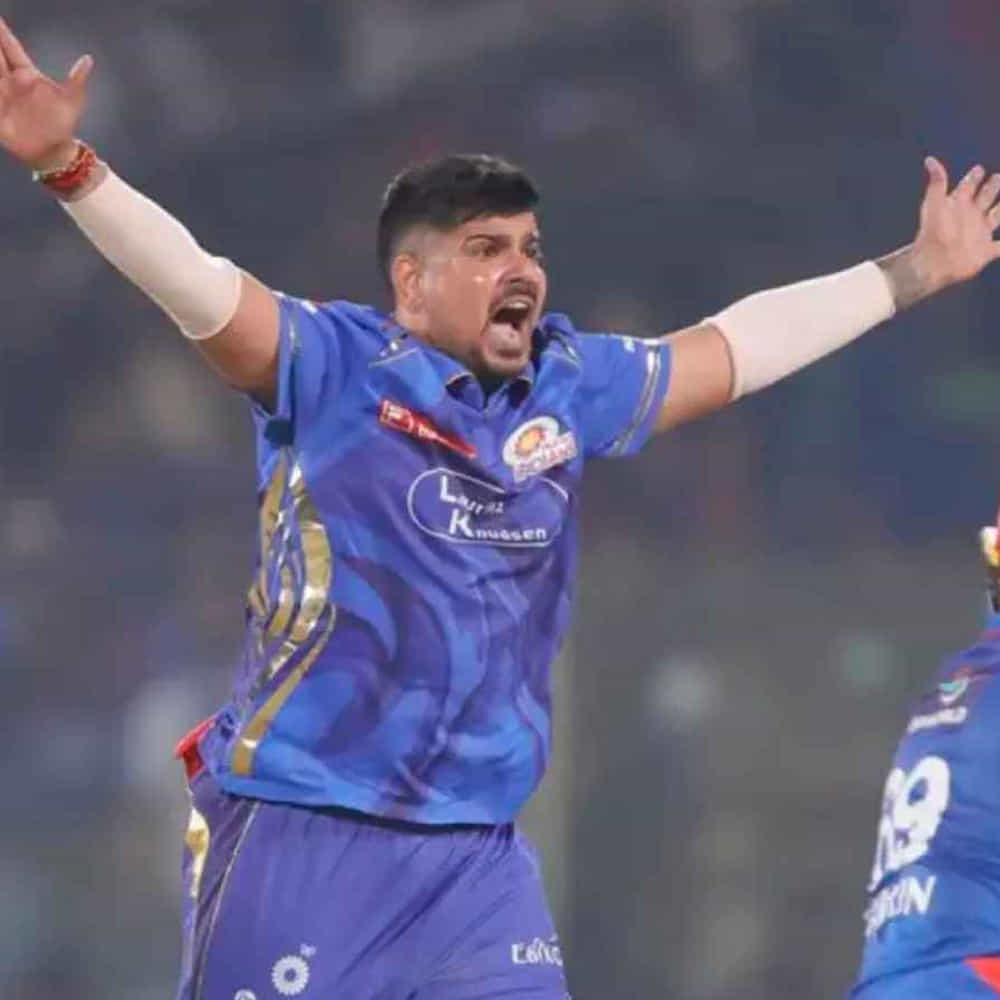 IPL 2025లో ముంబై ఇండియన్స్ తరపున ఆడుతోన్న కర్ణ్ శర్మ.. సుమారు 8 సంవత్సరాల తర్వాత ప్లేయర్ ఆఫ్ ది మ్యాచ్ అవార్డు దక్కించుకున్నాడు. అతడు చివరిసారిగా IPL 2017లో ప్లేయర్ ఆఫ్ ది మ్యాచ్ అవార్డు సాధించాడు.