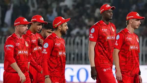ఐపీఎల్ ఛీ కొట్టింది.. పాకిస్తాన్ హగ్ ఇచ్చింది.. కట్చేస్తే.. తొలి మ్యాచ్లోనే నలుగురి పాలిట విలనయ్యాడు