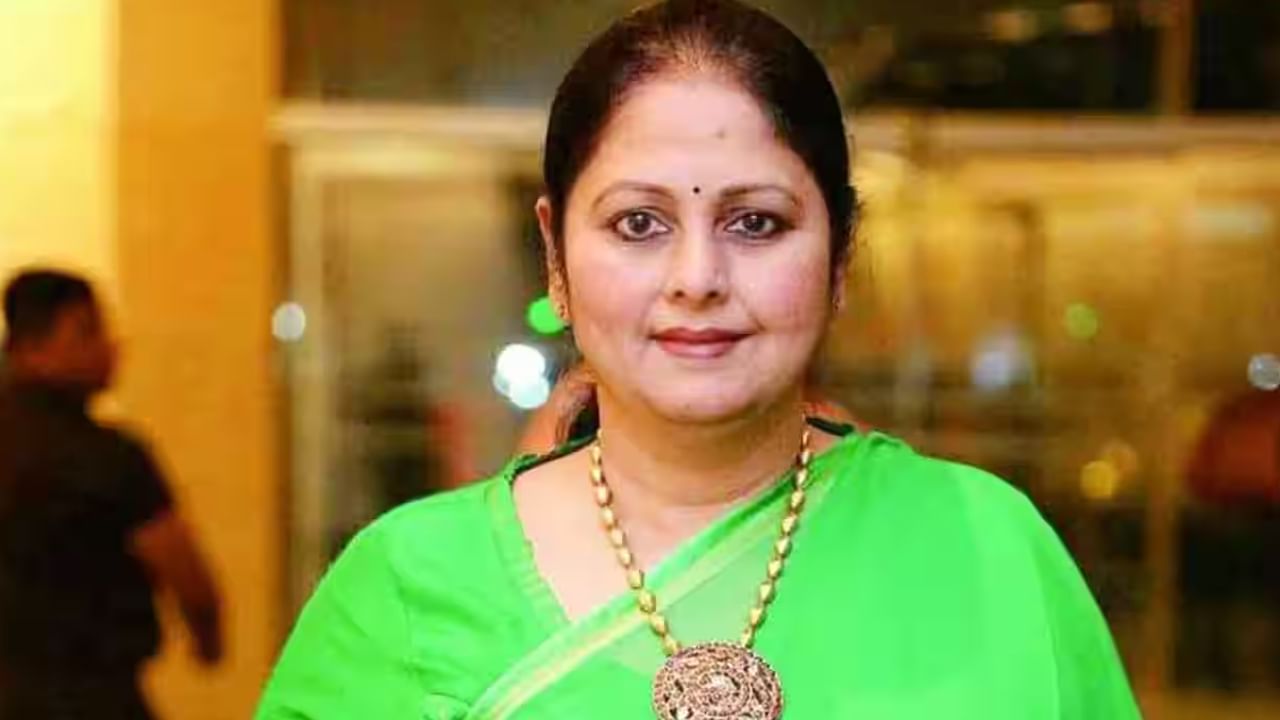 Gaddar Awards: గద్దర్ అవార్డ్స్ జ్యూరీ చైర్‌పర్సన్‌గా జయసుధ.. 15 మంది సభ్యులతో జ్యూరీ ఏర్పాటు