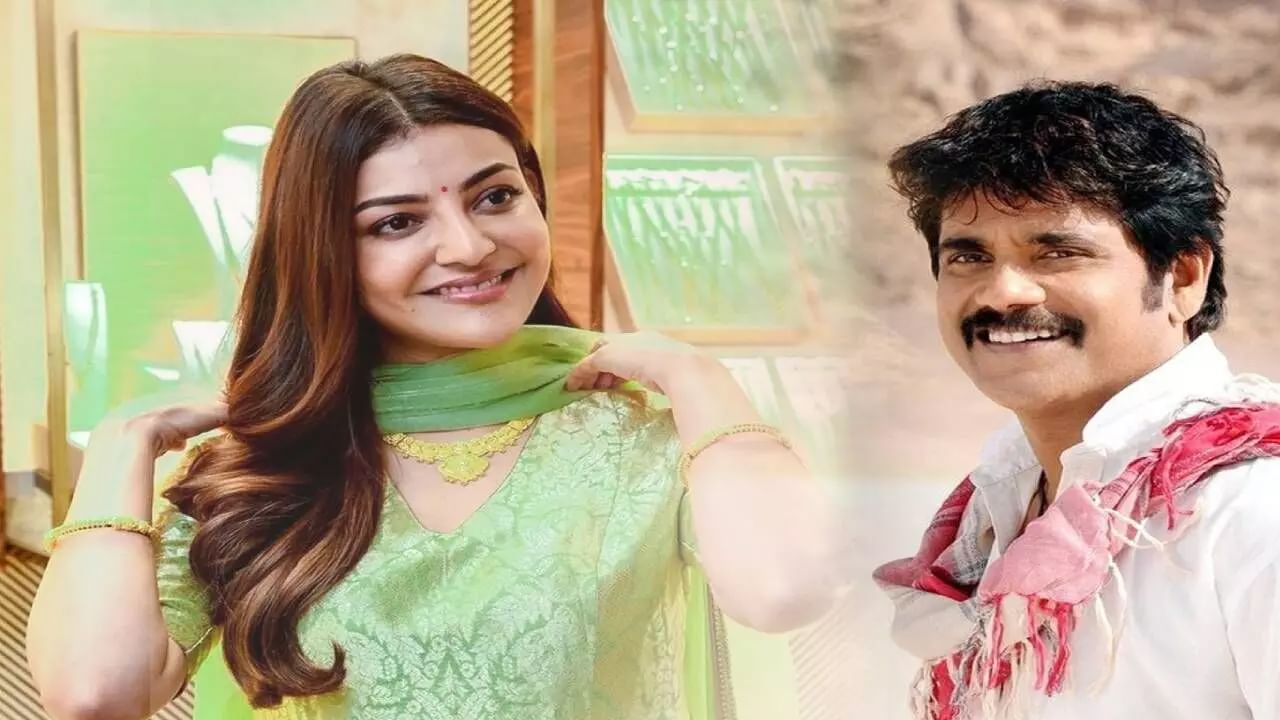 నాగార్జున రగడ మూవీలో కాజల్ కు అవకాశం వచ్చిందంట, ఈ మూవీకి కాజల్ ఒకే చెప్పి చివరి నిమిషంలో క్యాన్సల్ చేసుకున్నదంట. అదే విధంగా ది గోస్ట్ మూవీలో మరోసారి ఛాన్స్ వచ్చినా కాజల్ అగర్వాల్ ఈ మూవీని రిజక్ట్ చేసిందంట. అలా రెండు సార్లు నాగార్జున సినిమాల్లో నటించే అవకాశం వచ్చినా కాజల్ వదులుకుంది. అయితే తాను వదులుకోవడానికి కారణం సరైన కథ దొరకకపోవడమే అంటూ ఓ న్యూస్ నెట్టింట తెగ వైరల్ అవుతుంది.