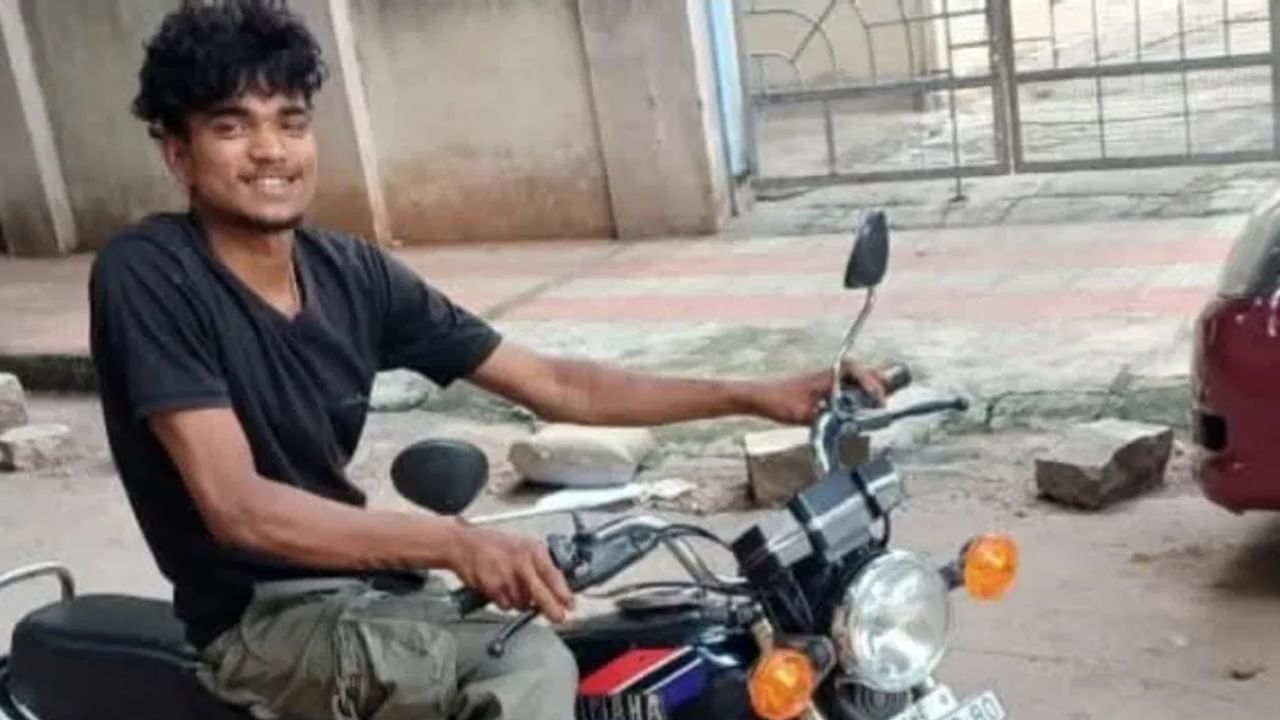 మహిళ ముందు ప్యాంటు జిప్‌ తీసి.. ప్రైవేట్‌ పార్ట్‌ను చూపిస్తూ.. ! అడ్డొచ్చిన సొంత తల్లిపై..