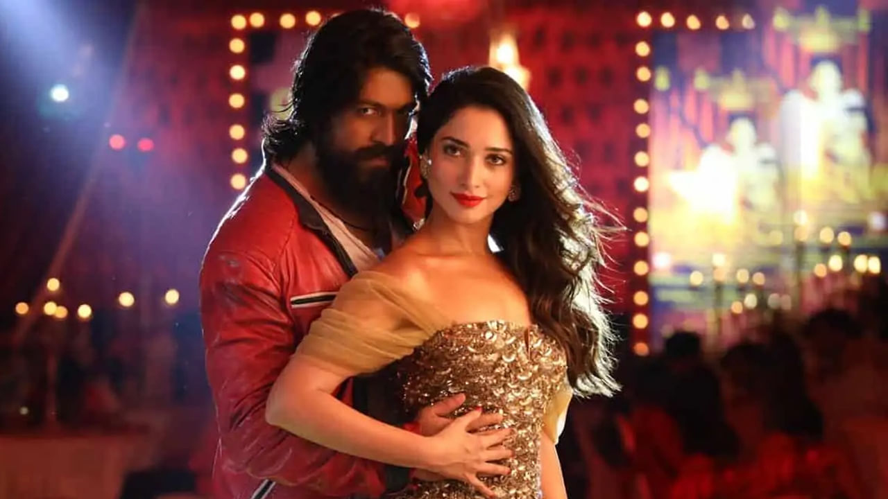 కేజీఎఫ్ దర్శకుడు ప్రశాంత్ నీల్ కూడా ఛాన్స్ దొరికనప్పుడల్లా స్పెషల్ సాంగ్‌తో ఎంటర్‌టైన్ చేస్తున్నారు. కేజీఎఫ్‌లో తమన్నా పాటకు మంచి రెస్పాన్స్ వచ్చింది. అయితే సలార్ మూవీలో మాత్రం ఎలాంటి స్పెషల్ సాంగ్ లేదు.