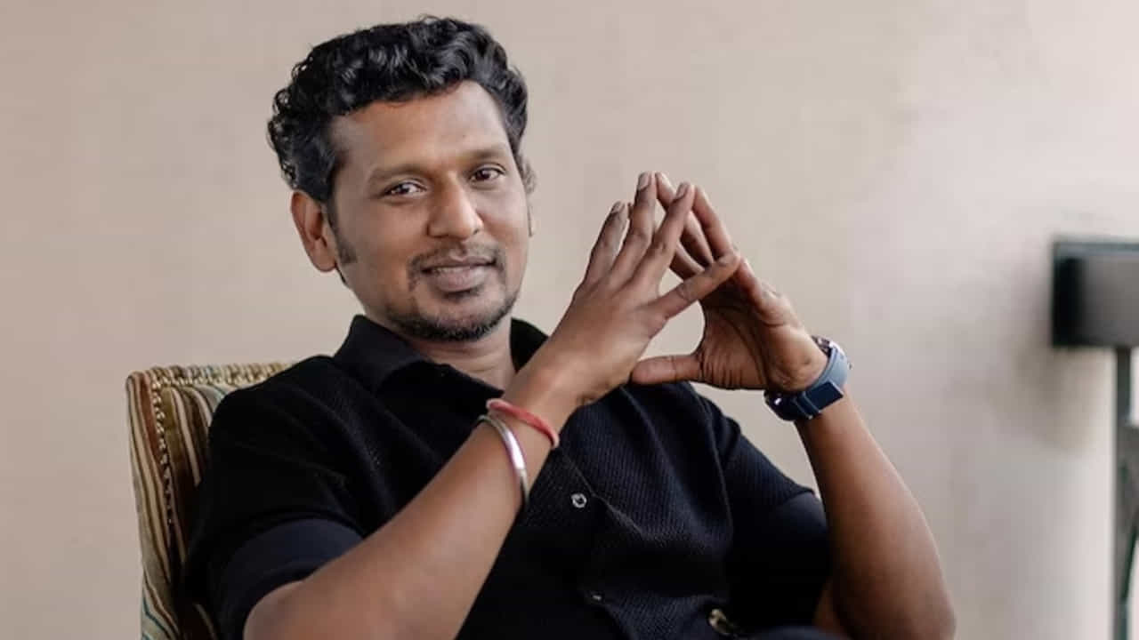 లోకేష్‌ కనగరాజ్‌ కూలీ పోస్ట్ ప్రొడక్షన్‌లో బిజీగా ఉన్నారు. ఈ సినిమా తర్వాత ఖైదీ2, ఆ తర్వాత విక్రమ్‌2, తెలుగులో ప్రభాస్‌తో పాటు స్టార్‌ హీరోలందరితోనూ టచ్‌లోనే ఉన్నారు. నార్త్ లో ఆమీర్‌ఖాన్‌ కూడా ఈ కెప్టెన్‌తో పనిచేయడానికి రెడీ అంటున్నారు. విజయ్‌ ఊ.. అనాలేగానీ, ఇమీడియేట్‌గా సినిమా చేయడానికి రెడీ లోకేష్‌.