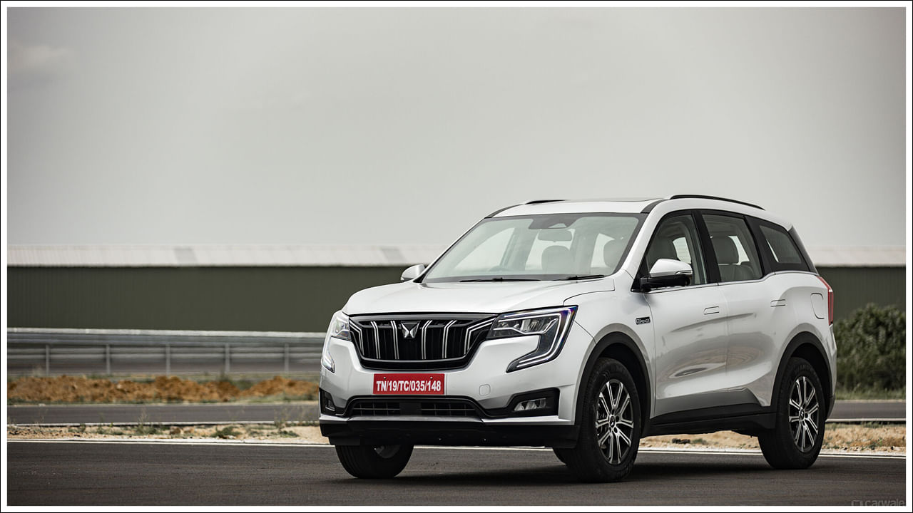 మహీంద్రా XUV 700: గత ఫిబ్రవరిలో మహీంద్రా XUV 700 అమ్మకాలు భారీగా పెరిగాయి. మహీంద్రా నుండి వచ్చిన ఈ అద్భుతమైన 7-సీటర్ SUV అమ్మకాలు 14 శాతం పెరిగాయి. ఫిబ్రవరి 2025లో 7,468 యూనిట్లు అమ్ముడయ్యాయి. ఫిబ్రవరి 2024లో 6,546 యూనిట్లు అమ్ముడయ్యాయి.