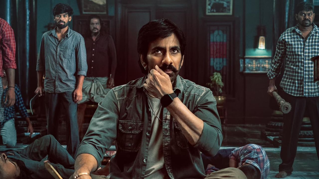 రవితేజ హీరోగా తెరకెక్కుతున్న మాస్ జాతర సినిమా మీద మంచి అంచనాలు ఉన్నాయి. గ్లింప్స్ కు పాజిటివ్ రెస్పాన్స్ వచ్చింది. ఇలాంటి సినిమాను పవన్తో పోటికి దించితే రిస్కే. అందుకే పవన్ ఎంట్రీ కన్ఫార్మ్ అయితే మాస్ జాతర బరి నుంచి తప్పుకోవటం దాదాపు ఖాయమే.