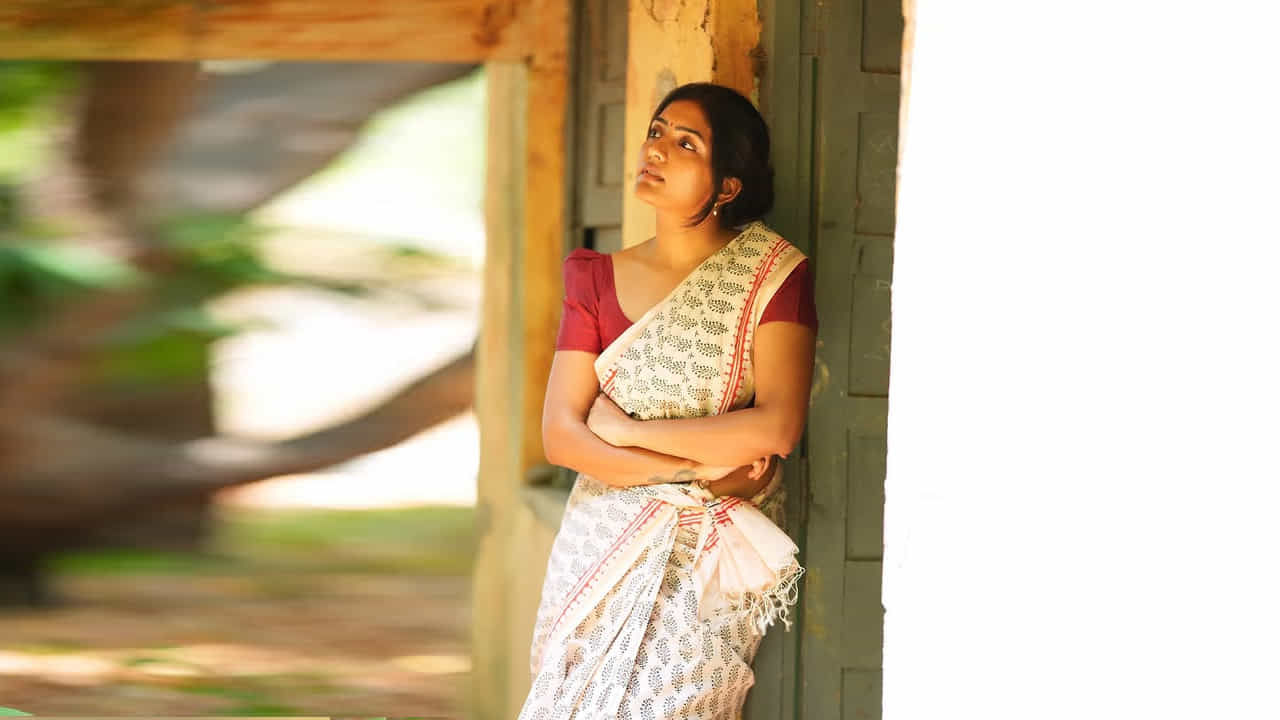 తర్వాత ఎన్టీఆర్ హీరోగా వచ్చిన అరవింద సామెత వీర రాఘవ నుంచి సెకండ్ హీరోయిన్ గా మారింది ఈ వయ్యారి. తర్వాత కొన్ని చిత్రం కూడా సెకండ్ హీరోయిన్గా నటించి మెప్పించింది ఈ వయ్యారి భామ.