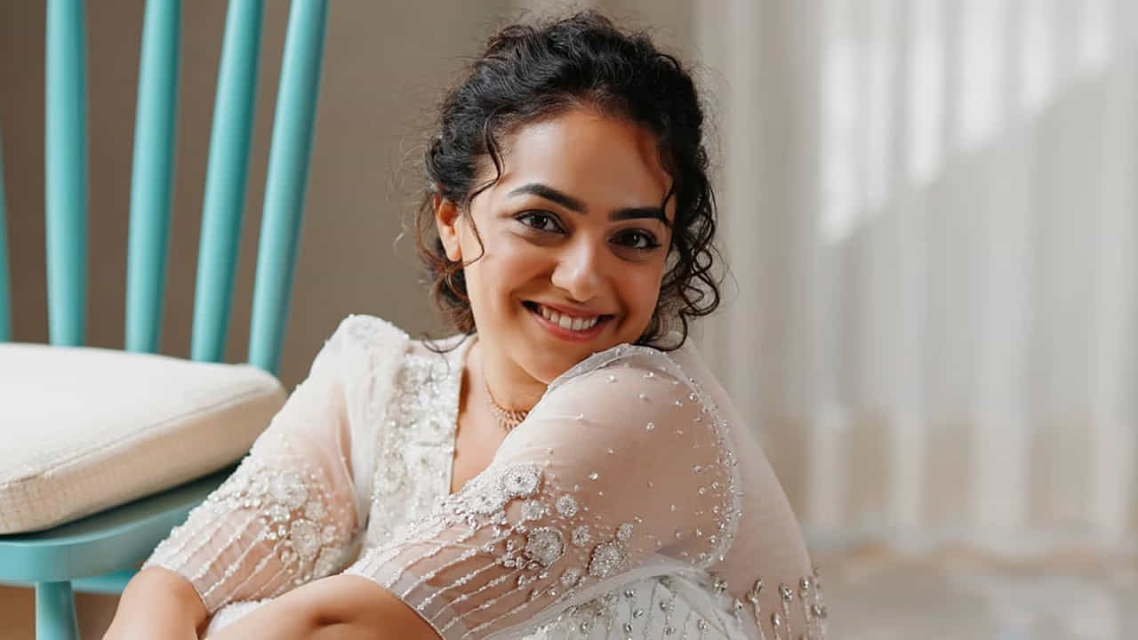 పొట్టిగా ఉన్నానని, లావుగా ఉన్నానని, తగ్గమని, పెరగమని సలహాలిచ్చిన వారి సంఖ్యను లెక్కబెడితే, ఈ లైఫ్ సరిపోదని అంటారు నిత్య. అయితే అలాంటి మాటలు విని అక్కడే ఆగిపోకుండా, కెరీర్ మీద ఫోకస్ చేయాలన్న విషయాన్ని తాను నేర్చుకున్నానని చెబుతున్నారు.