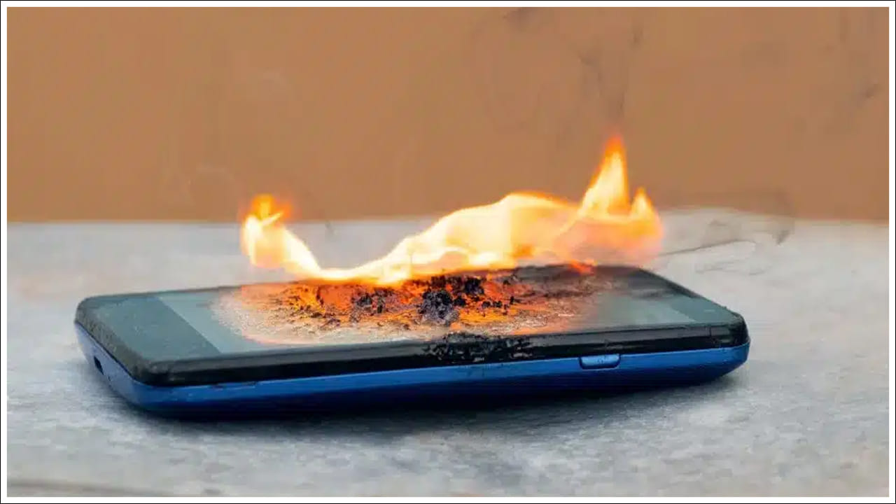 Tech Tips: మొబైల్ ఫోన్లు పేలడానికి కారణమేమిటి? దీన్ని సురక్షితంగా ఎలా ఉపయోగించాలి?