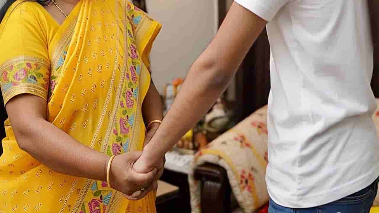 మరీ ఇలా తయారయ్యారేంట్రా బాబు..! పెళ్లికి ముందు కూతురికి షాకిచ్చిన తల్లి.. కాబోయే అల్లుడితో జంప్..