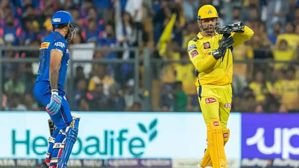 IPL 2025: అరిగిపోయిన ధోని రివ్యూ సిస్టమ్! దారుణంగా ట్రోల్ చేస్తున్న నెటిజన్లు!