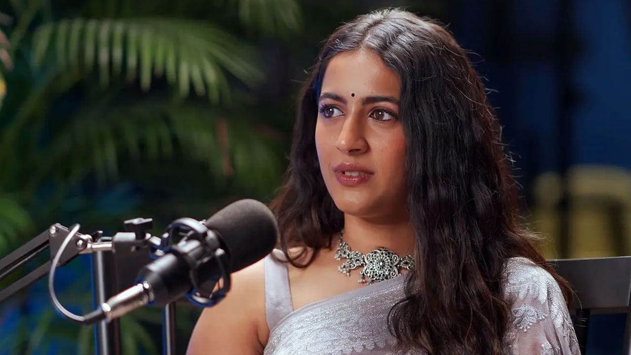 కమిటీ కుర్రోళ్లు సినిమా నిహారిక అనౌన్స్ చేసినపుడు ఎవరూ పెద్దగా సీరియస్‌గా తీసుకోలేదు. కానీ ప్రొడక్షన్‌ను నిహారిక ఎంత సీరియస్‌గా తీసుకున్నారనేది ఫస్ట్ సినిమా రిజల్ట్ చూసాకే అర్థమైంది. తాజాగా పింక్ ఎలిఫెంట్ బ్యానర్‌పై రెండో సినిమా ప్రకటించారు నిహారిక.