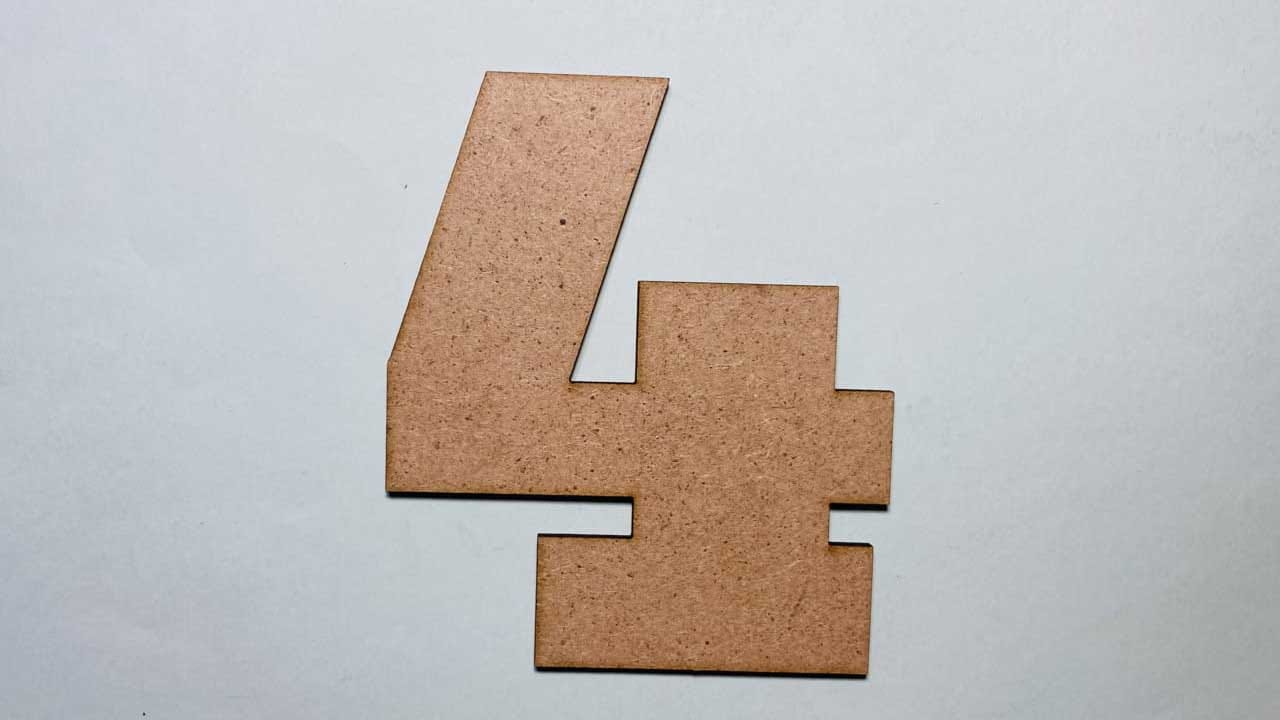 4వ తేదీన జన్మించిన వారు చాలా స్వార్థపరులు. కానీ వీరు ఎక్కువగా కష్టపడుతారు. అలాగే వీరికి బాధ్యత కూడా చాలా ఎక్కువే ఉంటుంది. వీరు తమ స్నేహితులకు, బంధువులకు మంచి ప్రియారిటీ ఇస్తారు.