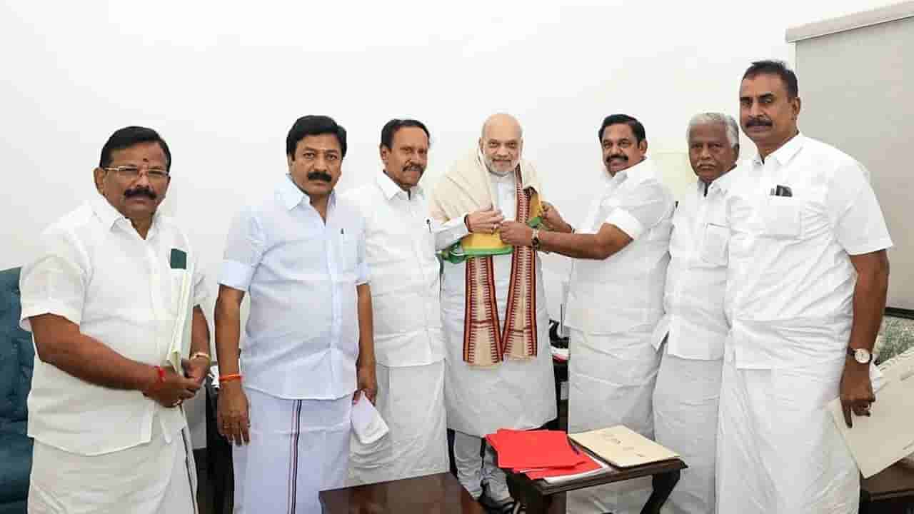 తమిళనాట వేగంగా మారుతున్న పొలిటికల్ పరిణామాలు..  బీజేపీ వేస్తోన్న బిగ్ స్కెచ్‌ ఏంటీ?