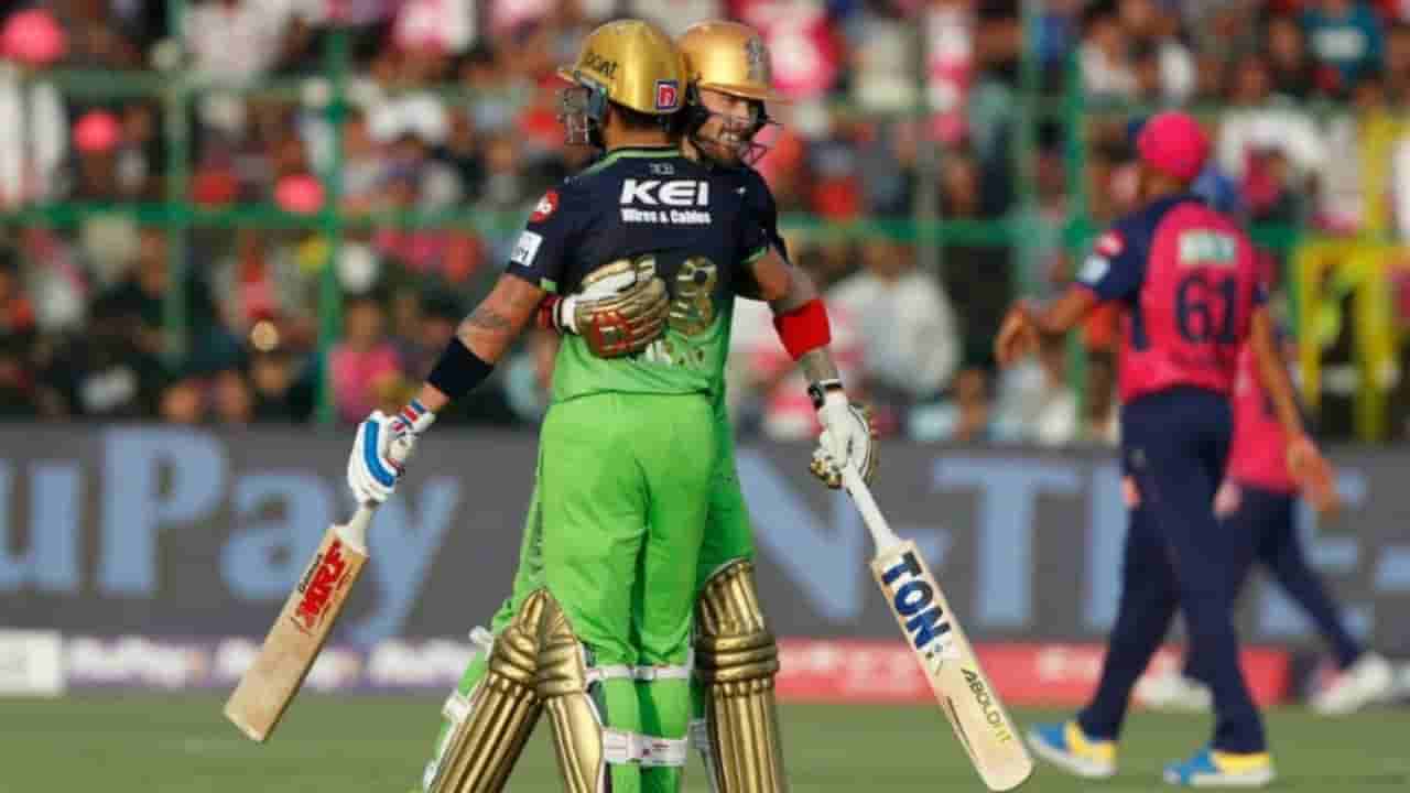 ఐపీఎల్కి ముందు అట్టర్ ఫ్లాప్.. కొన్నందుకు ఆర్సీబీపై విమర్శలు.. కట్చేస్తే.. పవర్ ప్లేలో గుంటూర్ మిర్చినే