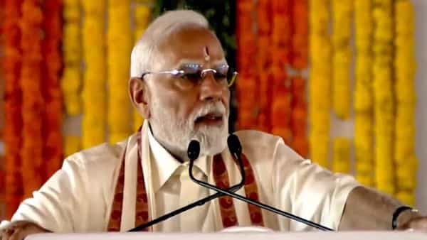 PM Modi: భాషా వివాదంపై తమిళనాడు సీఎం స్టాలిన్కు ప్రధాని మోదీ చురకలు..!