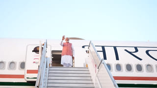 గుజరాత్‌లో కుప్పకూలిన ఫైటర్‌ జెట్‌! ప్రమాదంలో పైలెట్‌ మృతి