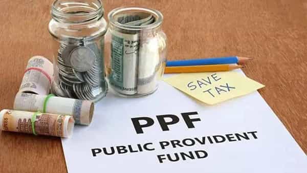PPF News: పీపీఎఫ్ ఖాతాదారులకు శుభవార్త చెప్పిన నిర్మలమ్మ.. ఆ ఛార్జీల నుంచి మినహాయింపు