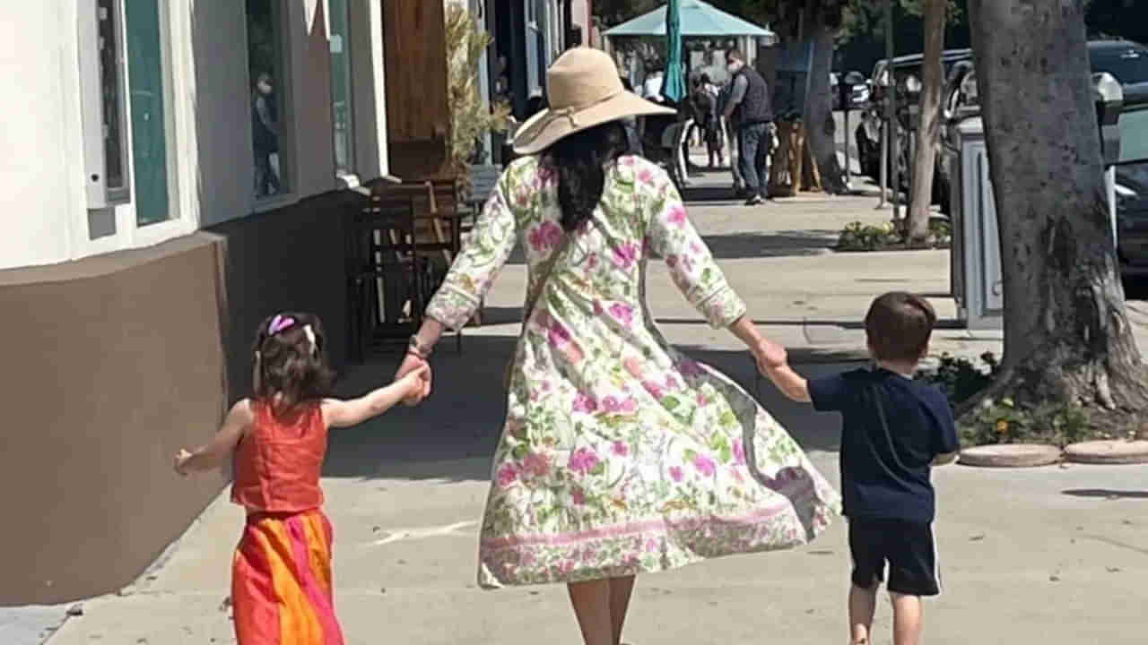 ఈ సొట్ట బుగ్గల సుందరి మనసు కూడా బంగారం.. పెళ్ళికి ముందే 34 మంది చిన్నారులను దత్తత తీసుకున్న మనసున్న మారాణి