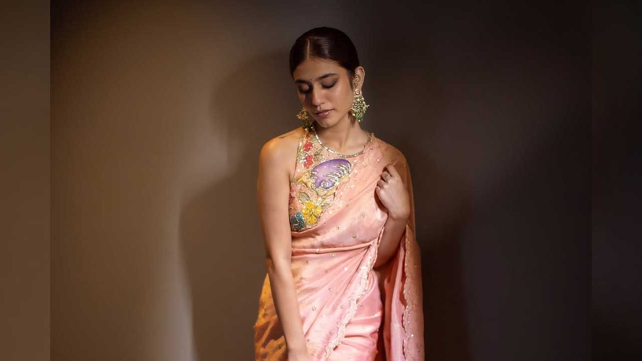 అంతే కాకుండా తెలుగులో నితిన్ హీరోగా నటించిన  చెక్ సినిమాతో టాలీవుడ్ లోకి ఎంట్రీ ఇచ్చింది. కానీ ఈ మూవీ డిజాస్టర్ అవ్వడంతో ఈ అమ్మడుకు అంతగా గుర్తింపు రాలేదు.