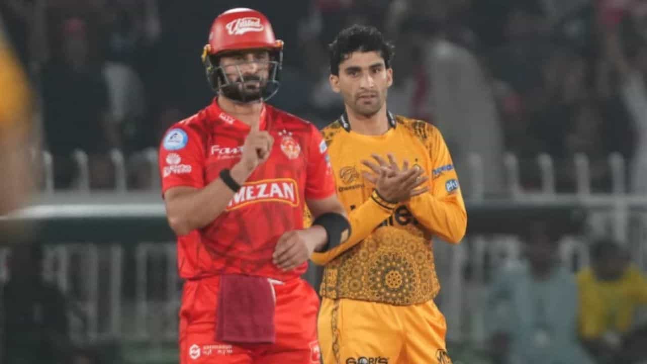 ఈ సెంచరీతో, సాహిబ్జాదా ఫర్హాన్ ఒకే సంవత్సరంలో టీ20 క్రికెట్లో అత్యధిక సెంచరీలు చేసిన ప్రపంచ రికార్డును కలిగి ఉన్నాడు. ఈ రికార్డు సాధించిన మొదటి పాకిస్తానీ బ్యాట్స్మన్, ప్రపంచంలో 5వ బ్యాట్స్మన్ కూడా అయ్యాడు.