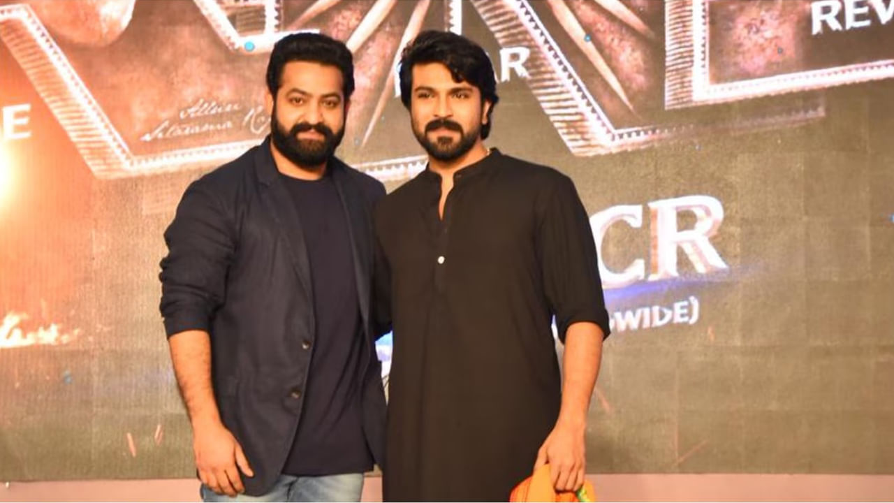 సినీ ఇండస్ట్రీలో ఒకరి కోసం కథ రెడీ చేస్తే మరొకరు చేయడం అనేది చాలా కామన్. కొందరు హీరోలు రిజక్ట్ చేసిన సినిమాతో మరో హీరో బ్లాక్ బస్టర్ హిట్ అందుకుంటాడు. అయితే అలానే ఒక హీరో కోసం రెడీ చేసిన కథలోకి మరో హీరో సడనె ఎంట్రీ ఇచ్చి బ్లాక్ బస్టర్ హిట్ అందుకున్నాడు.