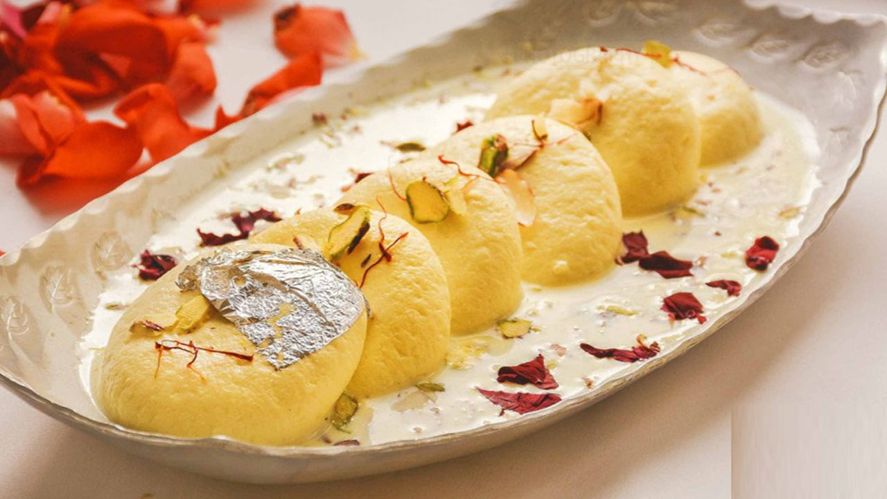 Rasmalai Recipe: సమ్మర్ లో కూల్ కూల్ గా రసమలై తినాలనుకుంటున్నారా..! ఇంట్లోనే చేసుకోండి.. రెసిపీ మీ కోసం..