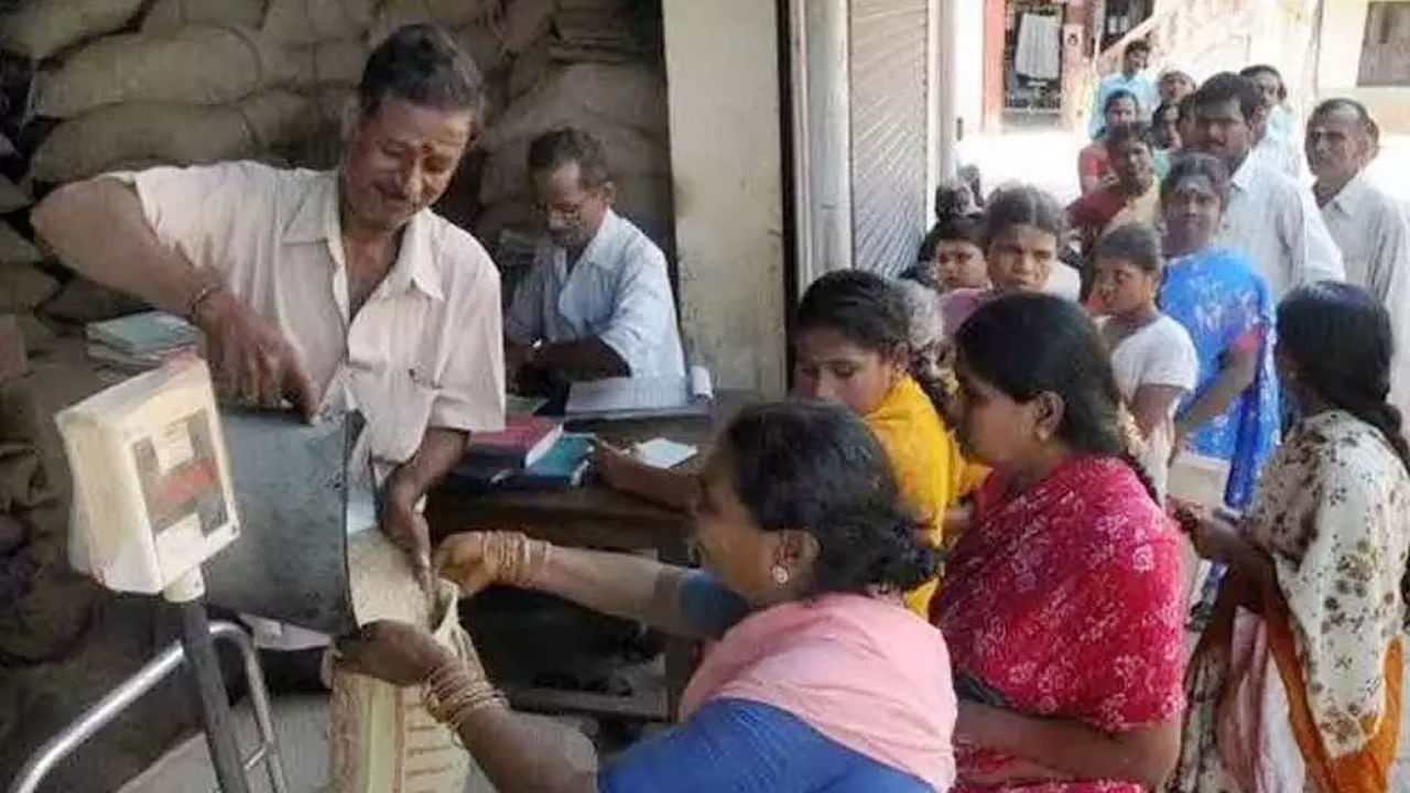 Ration Card: రేషన్ కార్డు దారులకు గుడ్న్యూస్.. జూన్ 1 నుంచి ఇంటింటా పండగే..!