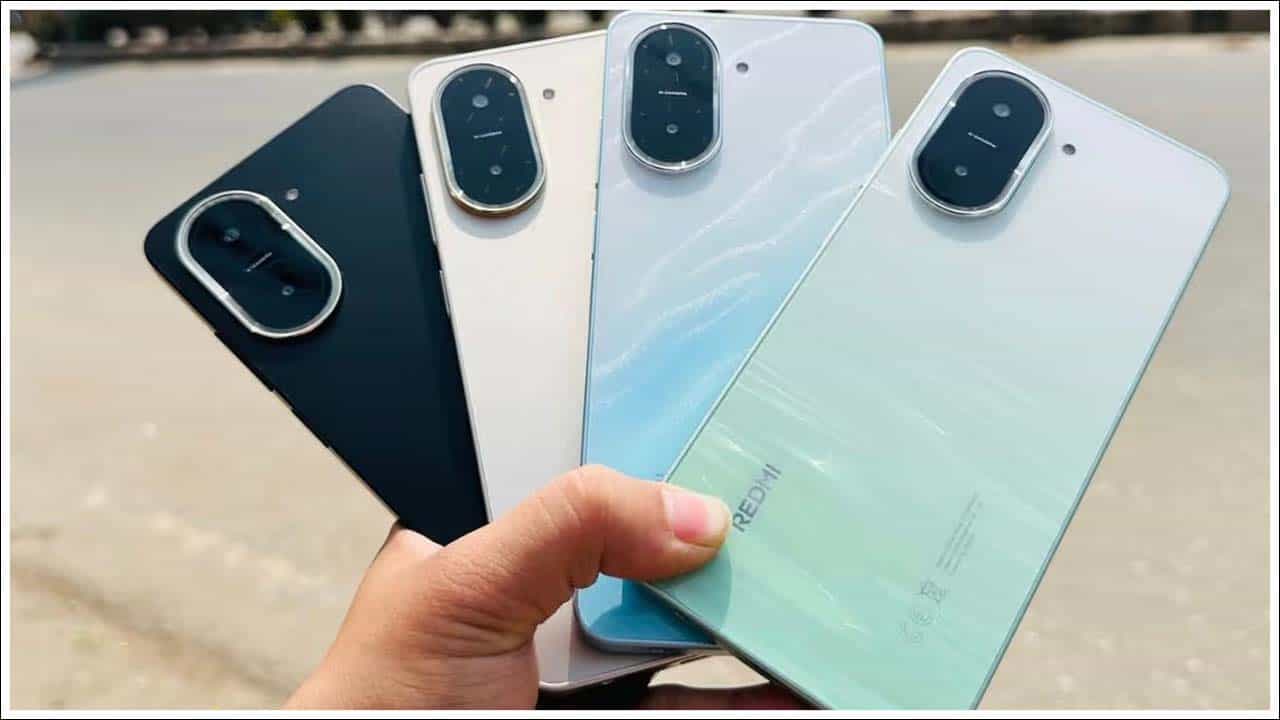 Redmi A5 4G: Xiaomi భారతదేశంలో చౌకైన Redmi A5 స్మార్ట్ఫోన్ను విడుదల చేసింది. ఈ ఫోన్ 4G కనెక్టివిటీతో వస్తుంది. ఇది 6.88-అంగుళాల HD + LCD డిస్ప్లేతో వస్తుంది. ఇది 120Hz రిఫ్రెష్ రేట్ను కలిగి ఉంది. ఈ ఫోన్లో 8MP ఫ్రంట్ కెమెరా ఉంది. దీనితో పాటు, Redmi ఈ బడ్జెట్ ఫోన్లో ఆక్టా-కోర్ Unisoc T7250 ప్రాసెసర్ ఉంది. ఇది 4GB RAM, 4GB వర్చువల్ RAMకి మద్దతు ఇస్తుంది.