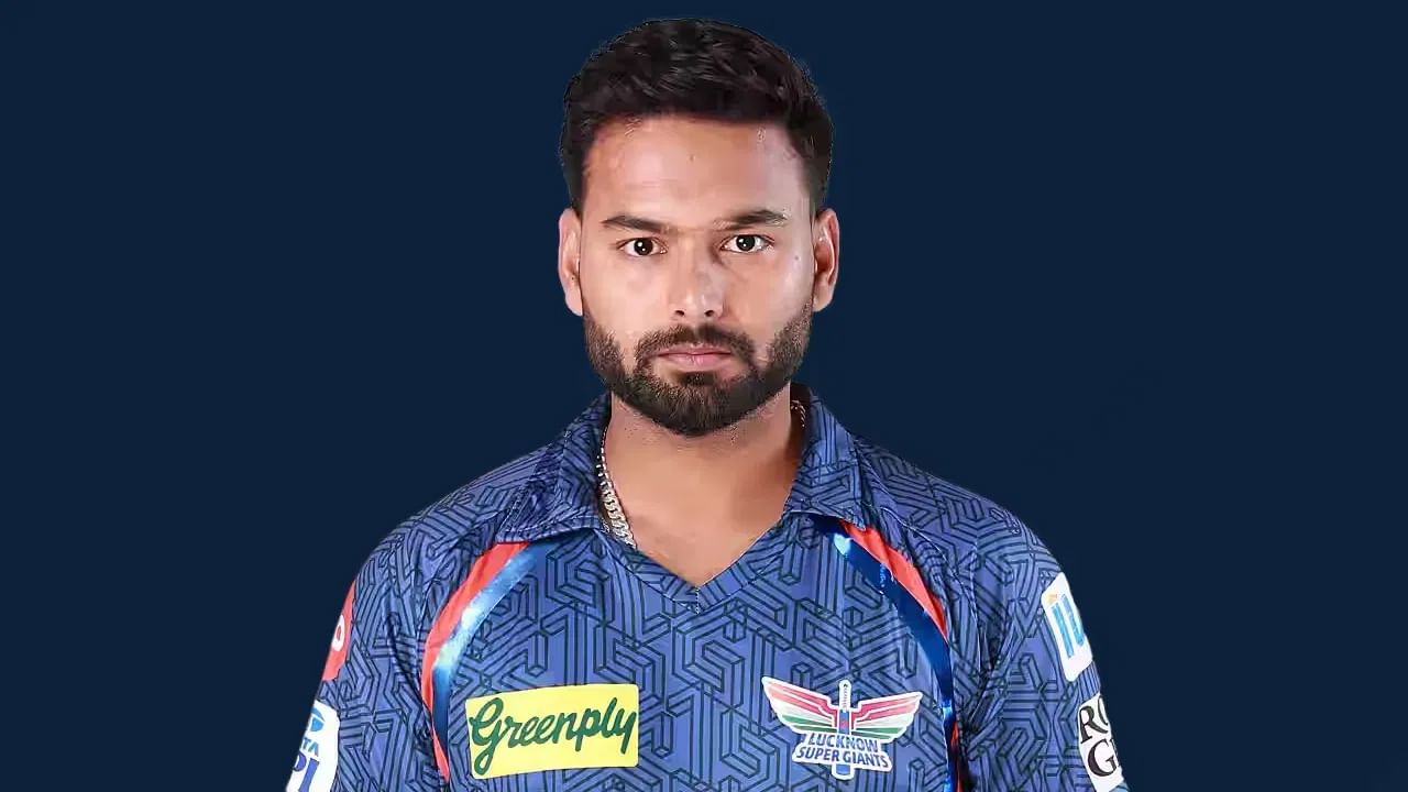 రిషభ్ పంత్: లక్నో సూపర్ జెయింట్స్ కెప్టెన్ రిషబ్ పంత్ కు కూడా జరిమానా విధించారు. ముంబై ఇండియన్స్ తో జరిగిన మ్యాచ్ లో పంత్ నిర్ణీత సమయంలోపు 20 ఓవర్లు పూర్తి చేయకపోవడంతో అతనికి రూ.12 లక్షల జరిమానా విధించారు.