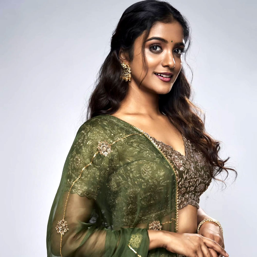 రూపా తన నటనా ప్రస్థానాన్ని 2020లో "ఉమామహేశ్వర ఉగ్రరూపస్య" చిత్రంతో ప్రారంభించింది, ఈ చిత్రంలో ఆమె నటనకు సైమా అవార్డు - ఉత్తమ మహిళా అరంగేట్రం అందుకుంది. ఈ చిత్రం ఆమెకు విమర్శకులు,  ప్రేక్షకుల ప్రశంసలు అందించింది.