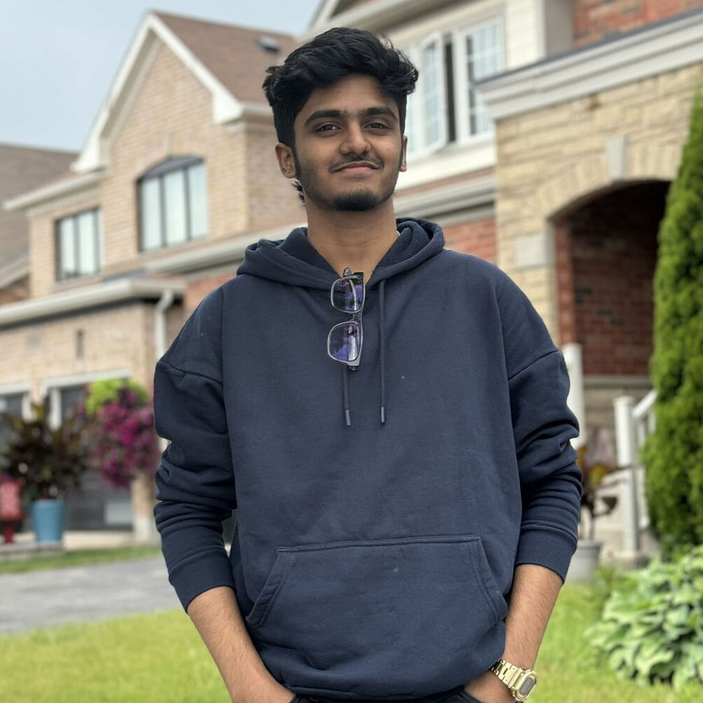 బెంజ్‌, సూర్య 45 సినిమాలతో ప్రదీప్‌ రంగనాథన్‌ నెక్ట్స్ మూవీకి కూడా సాయి అభయంకరే సంగీతమందిస్తున్నారు. ఇలా కొత్త పేర్లు తెర మీదకు వస్తుండటంతో సీనియర్ మ్యూజిషియన్స్‌ కూడా మళ్లీ అలెర్ట్ అవుతున్నారు.
