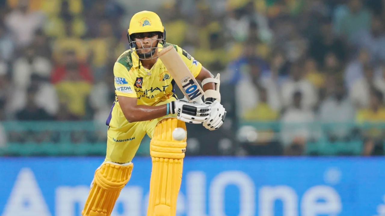 IPL 2025: నీ కొడుకుని నాకు వదిలేయ్ ఆ ఒక్కటి చూసుకో చాలు! గుంటూరోడిపై ధోని కామెంట్స్ రివీల్..