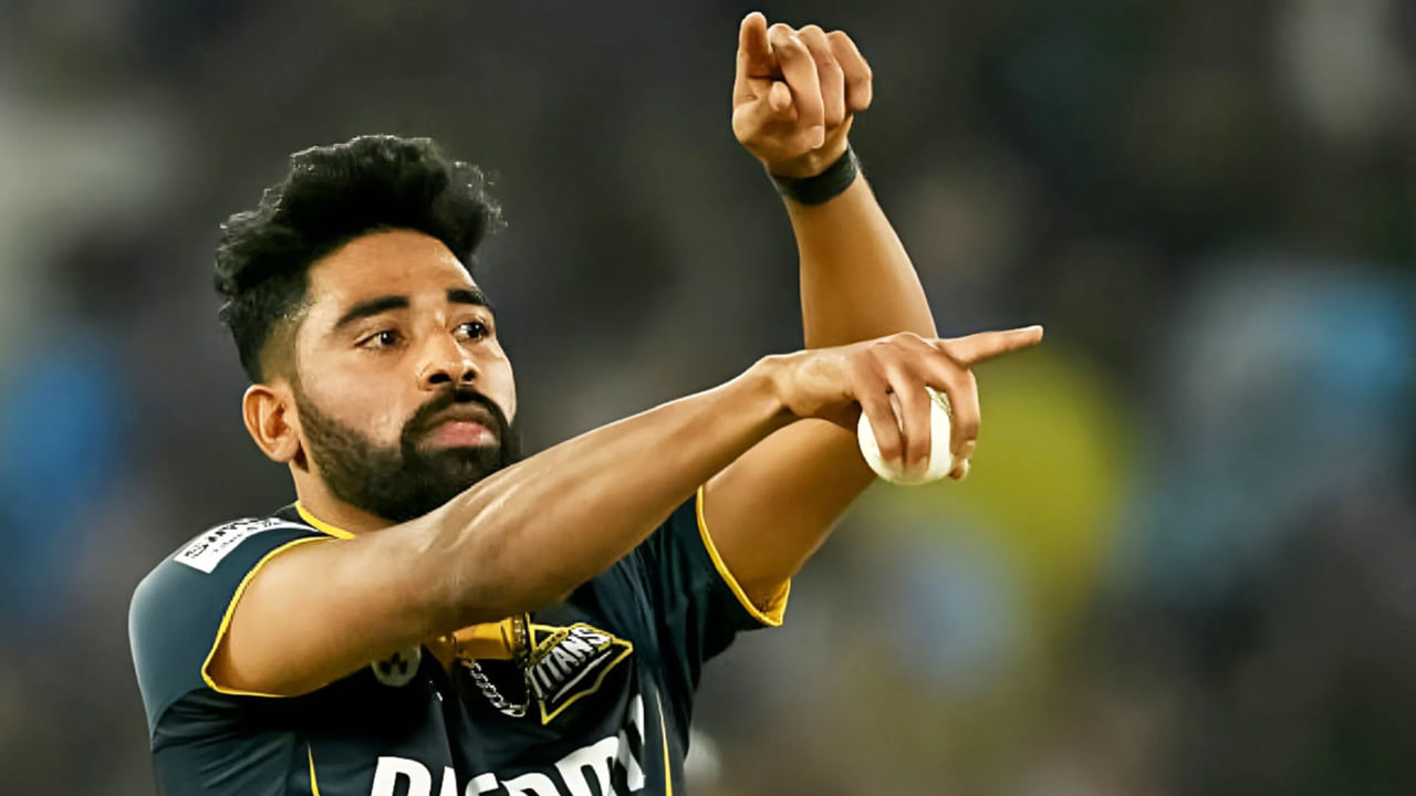 ఈ ఒక్క వికెట్ తో, ఈ సంవత్సరం ఐపీఎల్ లో పవర్ ప్లేలో అత్యధిక వికెట్లు తీసిన బౌలర్ల జాబితాలో మహమ్మద్ సిరాజ్ అగ్రస్థానంలో నిలిచాడు. సిరాజ్ పవర్‌ప్లేలో 5 మ్యాచ్‌ల్లో బౌలింగ్ చేసి ఇప్పటివరకు 7 వికెట్లు పడగొట్టాడు. గుజరాత్ టైటాన్స్ జట్టుకు గొప్ప ఆరంభాన్ని అందించడంలో సిరాజ్ కీలక పాత్ర పోషిస్తున్నాడు.