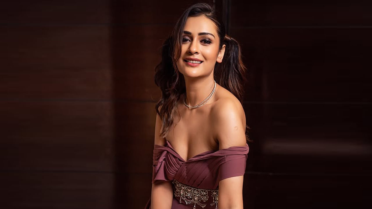 తర్వాత 2018లో ఆర్ఎక్స్100 అనే చిత్రంలో యంగ్ హీరో కార్తికేయకి జోడిగా తెలుగు చిత్రం పరిశ్రమలో అడుగుపెట్టింది ఈ బ్యూటీ. తర్వాత వెంకటేష్ సరసన వెంకీ మామ సినిమాలో కథానాయకిగా నటించింది. 2023లో వచ్చిన మంగళవారం అనే చిత్రంతో ఆకట్టుకుంది. ప్రస్తుతం వెంకటలచ్చిమి అనే లేడీ ఓరియెంటెడ్ సినిమాలో నటిస్తుంది.