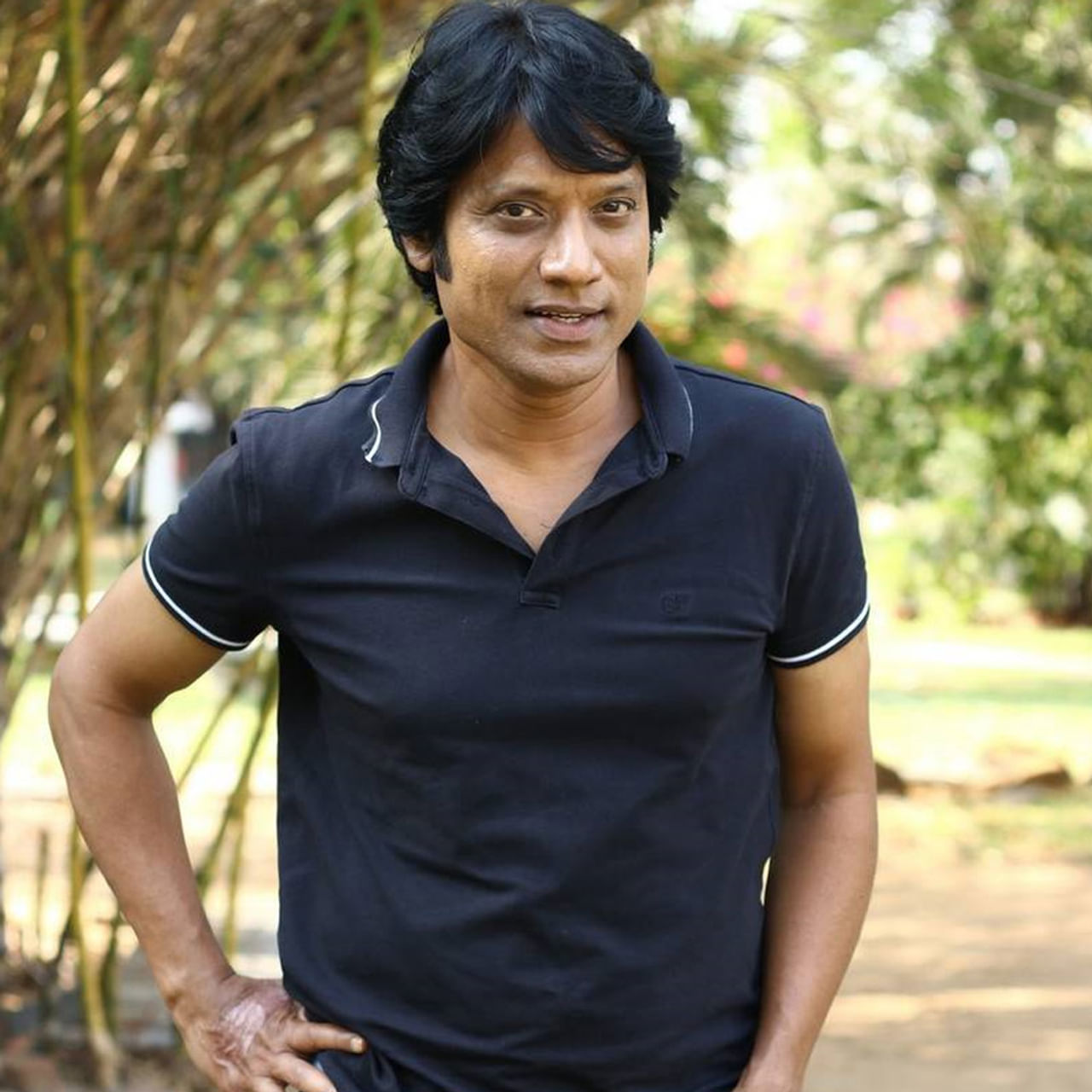 రీసెంట్ టైమ్స్‌లో తెలుగు, తమిళ్ అన్న తేడా లేకుండా అన్ని ఇండస్ట్రీలు కవర్ చేస్తున్నారు ఎస్‌జే సూర్య. ముఖ్యంగా టాప్‌ హీరోల సినిమాల్లో విలన్‌ అంటే సూర్యనే ఫస్ట్ ఛాయిస్‌గా కనిపిస్తున్నారు.