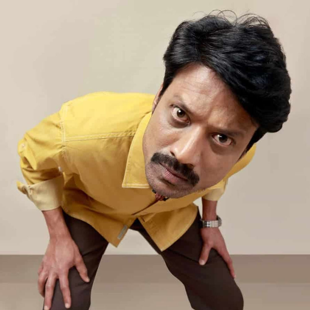 జవాన్ రిలీజ్ తరువాత ఇక మీదట విలన్ రోల్స్ చేయనని చెప్పేశారు. హీరో, విలన్‌ అన్నట్టు కాకుండా.. కథ డిమాండ్ చేసి తన పాత్ర లీడ్‌ అయితే నెగెటివ్‌ షేడ్స్ ఉన్నా చేస్తా అంటూ ట్విస్ట్‌ ఇచ్చారు. సూర్య మాత్రం కొద్ది రోజులు నెగెటివ్ రోల్స్‌కు పూర్తిగా దూరంగానే ఉండాలని ఫిక్స్ అయ్యారు.
