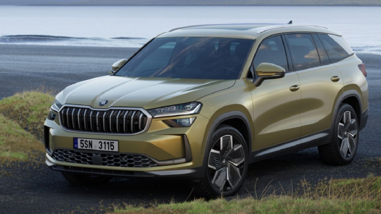 ప్రముఖ కంపెనీ స్కోడా చాలా కాలం తర్వాత సెకండ్ జెనరేషన్ కోడియాక్‌ను భారతదేశంలో విడుదల చేసేందుకు సన్నాహాలు చేస్తుంది. ఈ కారు 187 బీహెచ్‌పీ, 320 ఎన్ఎం పీక్ టార్క్‌ను ఉత్పత్తి చేసే 2.0 లీటర్ టీఎస్ఐ టర్బోచార్జ్డ్ పెట్రోల్ ఇంజిన్‌తో అందించే అవకాశం ఉంది. మిడ్ 7 స్పీడ్ డీఎస్‌జీ ఆటోమేటిక్ గేర్‌బాక్స్‌తో వచ్చే ఈ కారు అంచనా ధర రూ. 30 లక్షలు (ఎక్స్-షోరూమ్)గా ఉంది. 
