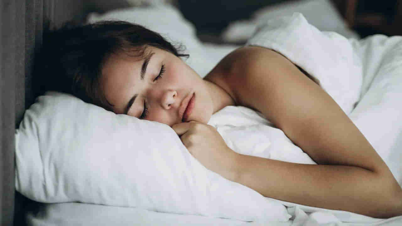 Sleeping Tips: రాత్రిళ్లు హాయిగా నిద్రపట్టాలంటే ఈ ఒక్కటి చేయండి.. ఒత్తిడి కూడా హుష్!