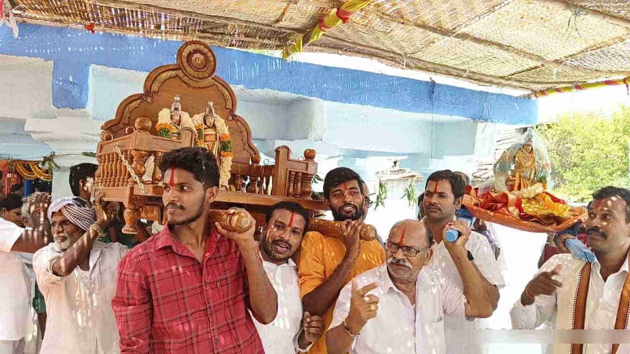 Telangana: చుక్కా.. ముక్కతో శ్రీరామనవమి.. ఇక్కడ ప్రతి ఏటా అంతే..