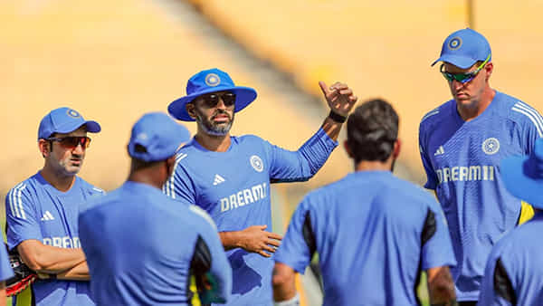 BCCI: గంభీర్కు భారీ షాకిచ్చిన బీసీసీఐ! డ్రెస్సింగ్ రూమ్ లీకు వీరులకు గుడ్ బై..