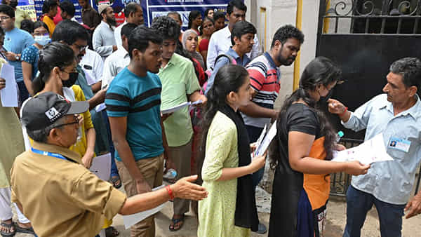 TG EAPCET 2025: మంగళవారం నుంచే ఎప్సెట్ పరీక్షలు.. ఒక్క నిమిషం నిబంధన.. అంతేకాదు..