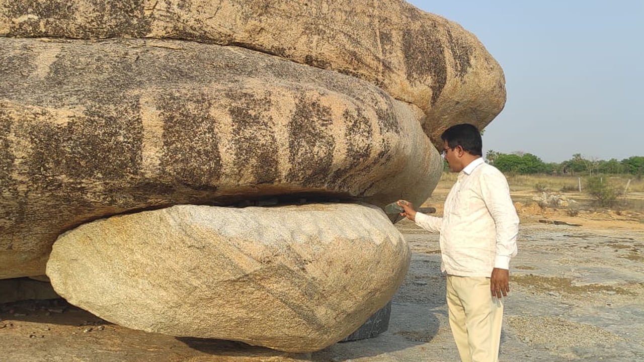 Telangana: ఈ రాళ్లను కదిలిస్తే సరిగమలు పాడతాయ్.. ఎక్కడో తెల్సా Telangana: ఈ రాళ్లను కదిలిస్తే సరిగమలు పాడతాయ్.. ఎక్కడో తెల్సా