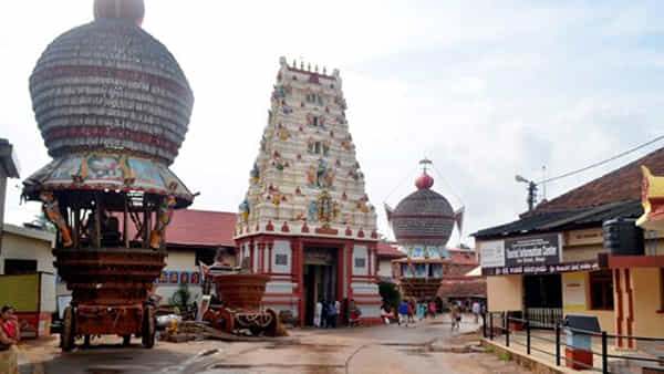 Udipi Krishana Temple: ఆ ఆలయం, రథ వీధిలో వివాహానికి ముందు తరువాత ఫోటోషూట్పై నిషేధం.. ఎందుకంటే