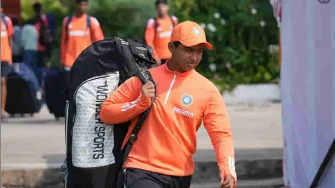 Video: నీకు సిగ్గులేదా నన్ను బ్యాట్ అడుగుతున్నావు! సర్ఫరాజ్ తమ్ముడికి వార్నింగ్ ఇచ్చిన 14 ఏళ్ళ రాజస్థాన్ బుల్లోడు!