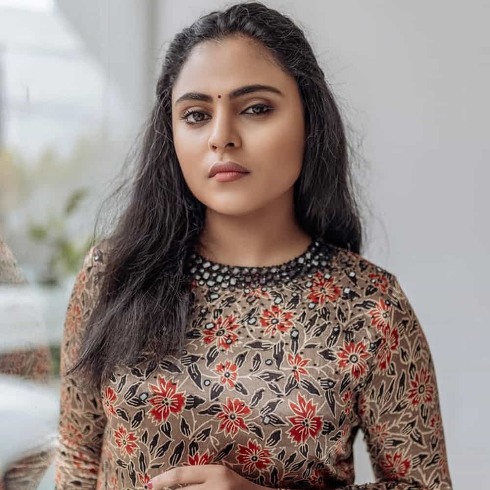 తాను తీసుకున్న నిర్ణయం వల్ల తనకు భవిష్యత్తులో సినిమాల్లో అవకాశాలు రాకపోవచ్చని.. కానీ ఈ విషయాన్ని బహిరంగంగానే చెబుతున్నానని తెలిపింది. తనతో అలా ప్రవర్తించిన నటుడి గురించి అందరికీ తెలుసునని.. కానీ ఎవరూ స్పందించలేదని తెలిపింది.