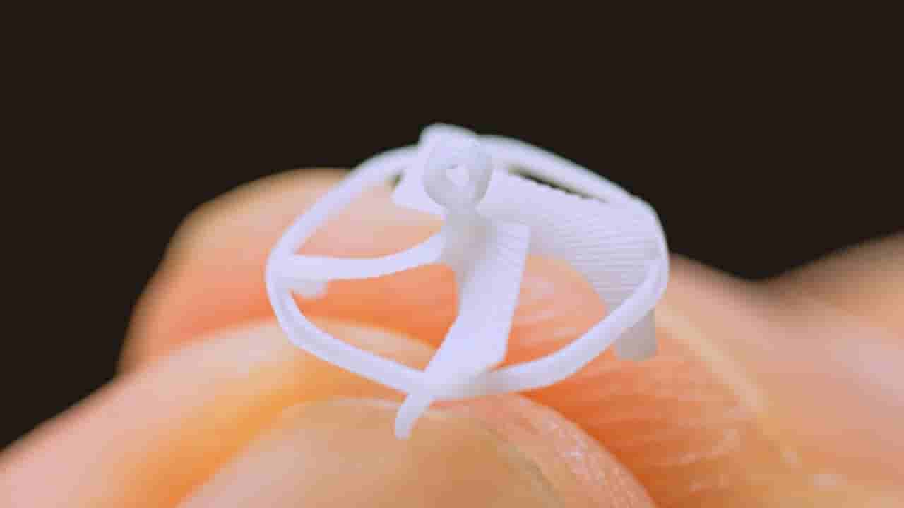 ప్రపంచంలోనే అతి చిన్న రోబో.. అద్భుతం సృష్టించిన కాలిఫోర్నియా విశ్వవిద్యాలయం!