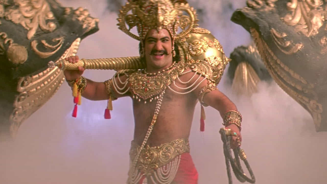 తన ఫేవరెట్ హీరో ఎన్టీఆర్ అంటూ చాలా వేదిక మీద చెప్పారు రాజమౌళి. ఈ జనరేషన్లో పౌరాణిక పాత్ర చేసే సత్తా ఉన్న టాప్ స్టార్స్ ఎవరంటే ముందు ఎన్టీఆర్ పేరే గుర్తుకు వస్తుంది. నటుడిగా ఎన్టీఆర్ ఎలాంటి పాత్రనైనా అద్భుతంగా పండించగలరు. అందుకే మెయిన్ క్యారెక్టర్ తారక్కు పడే ఛాన్స్ ఉంది.