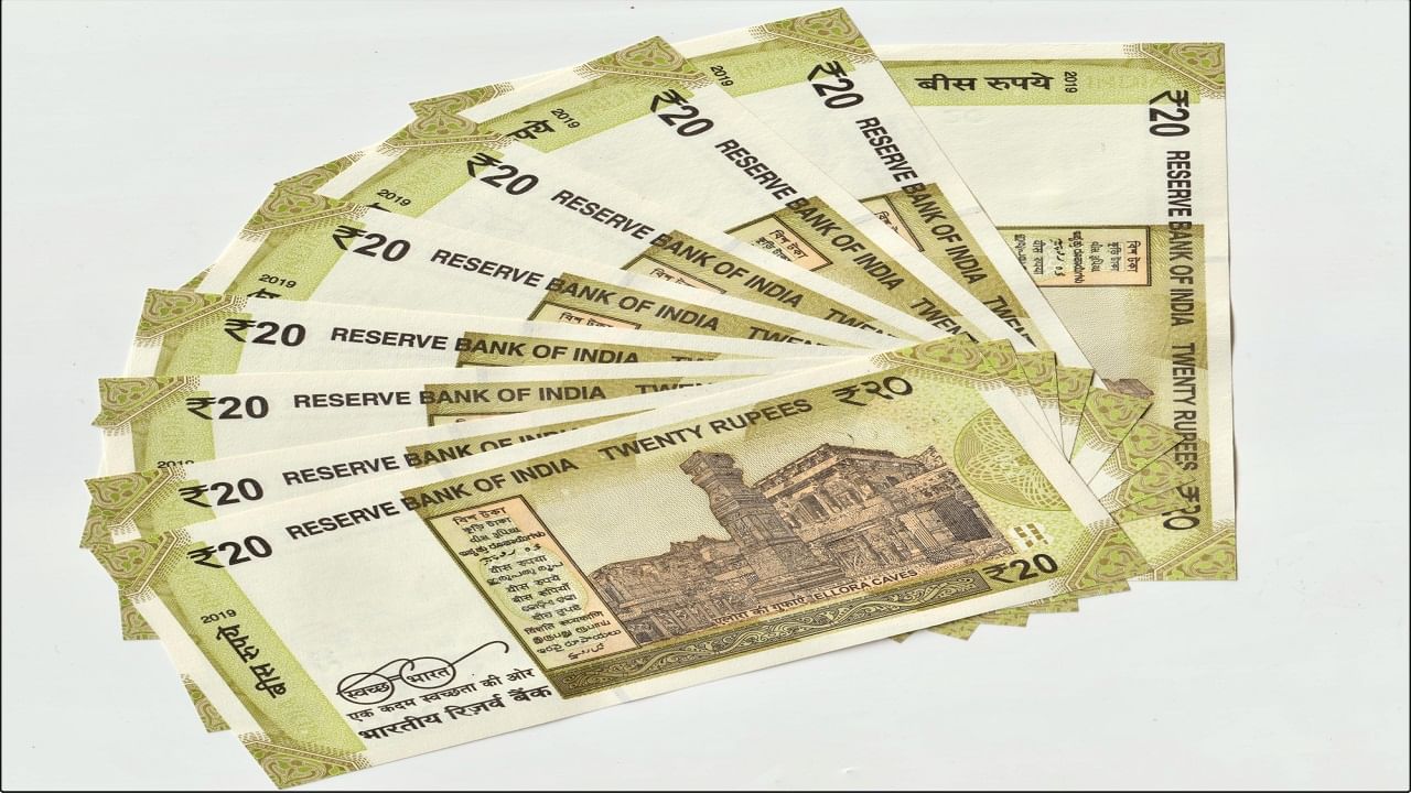 ఆర్‌బీఐ గవర్నర్‌ మారినప్పుడల్లా ఈ జారీ ప్రామాణిక ప్రోటోకాల్‌ను అనుసరిస్తుంది. అప్‌డేటెడ్ నోట్లు ప్రస్తుత గవర్నర్ సంతకంతో ఉంటాయి. సంజయ్ మల్హోత్రా డిసెంబర్ 2024లో భారత రిజర్వ్ బ్యాంక్ గవర్నర్‌గా బాధ్యతలు స్వీకరించారు.
