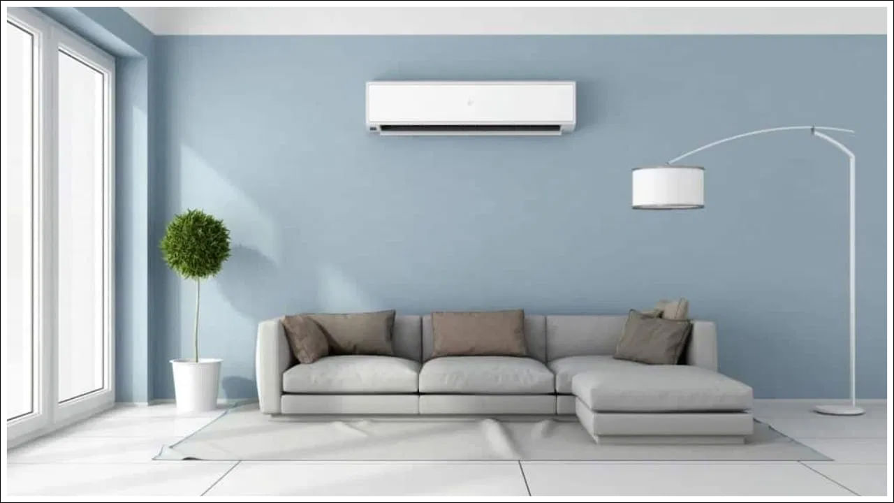 తక్కువ గ్యాస్ కారణం కావచ్చు: ఎయిర్ కండిషనర్‌లో గ్యాస్ తక్కువగా ఉన్నప్పుడు AC వ్యవస్థ పనితీరు ప్రభావితమవుతుంది. దీని కారణంగా ఏసీ ఆవిరిపోరేటర్ కాయిల్‌లో ఐస్‌ ఏర్పడటం ప్రారంభమవుతుంది. ఇది కూలర్‌గా పనిచేస్తుంది. దీని కారణంగా AC కూలింగ్‌ ప్రభావం ప్రభావితమవుతుంది. ఇది తక్కువ కూలింగ్‌ను అందిస్తుంది. అందుకే ఏసీని క్రమం తప్పకుండా సర్వీస్ చేయించుకోండి. గ్యాస్‌ను ఎప్పటికప్పుడు నింపుకోండి.