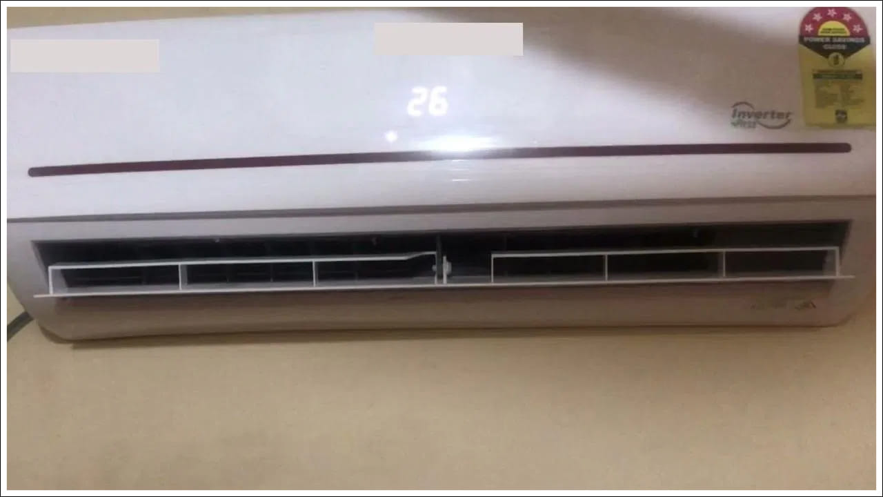 మాన్యువల్ బటన్ ఉపయోగించడం: చాలా ఏసీ మోడల్లు మాన్యువల్ బటన్ ఎంపికను కూడా అందిస్తాయి. ఏసీ దగ్గరకు వెళ్లడం ద్వారా మీరు ఉపయోగించగల కొన్ని ప్రాథమిక నియంత్రణ ఎంపికలు ఇవి. ఈ బటన్లు AC PCB పై ఉంటాయి. వారి సహాయంతో మీరు ఏసీని నియంత్రించవచ్చు. అయితే దీని కోసం మీరు తరచుగా ఏసీ దగ్గరకు వెళ్లాల్సి ఉంటుంది.